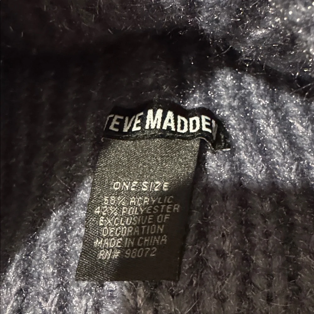 Steve Madden Beanie with Black Bow Accents